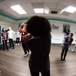 Школа танцев Flow