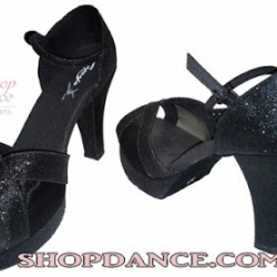 Escola de Formação Profissional em Danças de Salão.