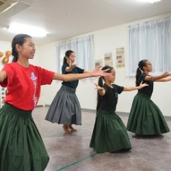 カメアナーナナーモエ