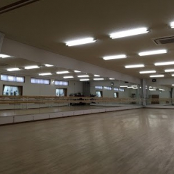 瞳エコール・ドゥ・バレエ 総合オフィス