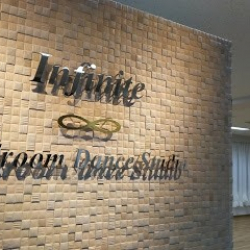 インフィニットボールルームダンススタジオ