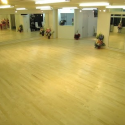 イワオダンススクール