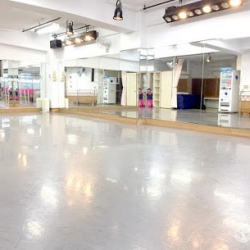 JFB + Hかむろ真鶴 センタースタジオ