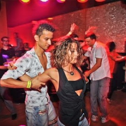 Dance Studio Let's Dance