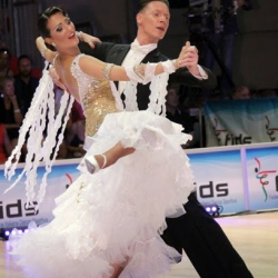 Танцевальный клуб 'Лотос' в Новогиреево