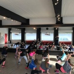 Move On! Dance Studio