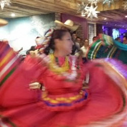 Muevete Dance Studio