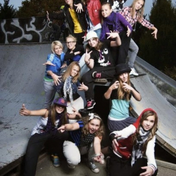 Dance School SNEAKER