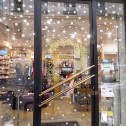 Attitude Diffusion, articles de danse.