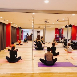 ダンススタジオB-8