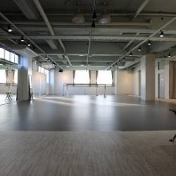 東野泰子 バレエスタジオ コンチェルト(ザ・リレーション2階)