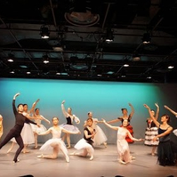 Ballet Studio Lapine バレエスタジオラピンヌ