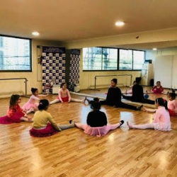 Full Academy Dancing - Dance & Fitness