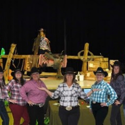 School Cool Gang Country Dancer